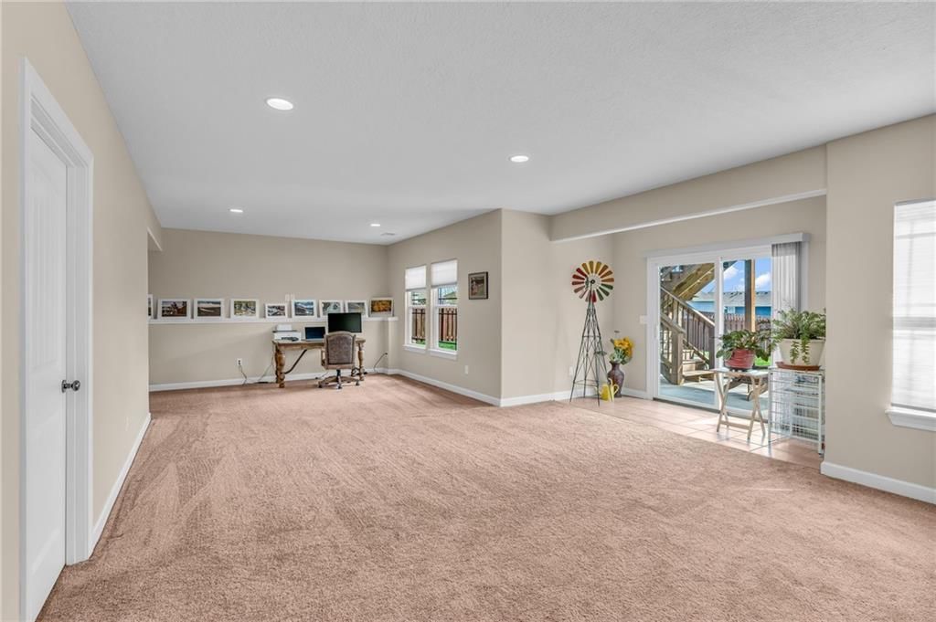 16657 Sandstone Circle — photo 34