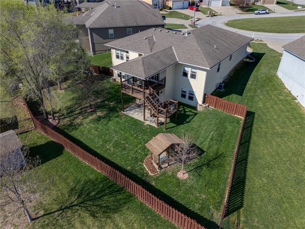 16657 Sandstone Circle — photo 60