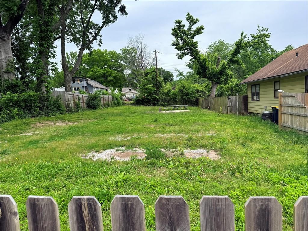 2750 Lister Avenue — photo 5