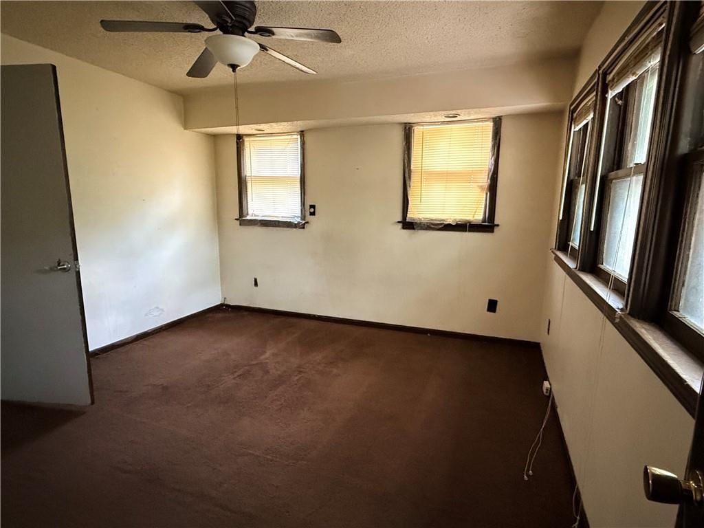 2750 Lister Avenue — photo 13