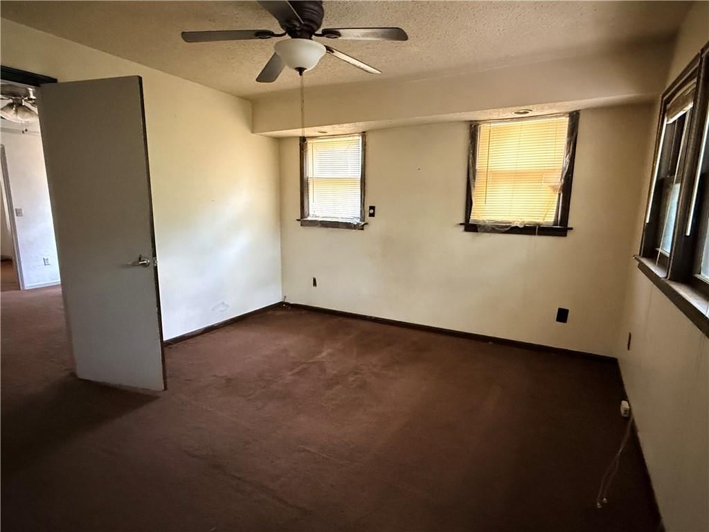2750 Lister Avenue — photo 14
