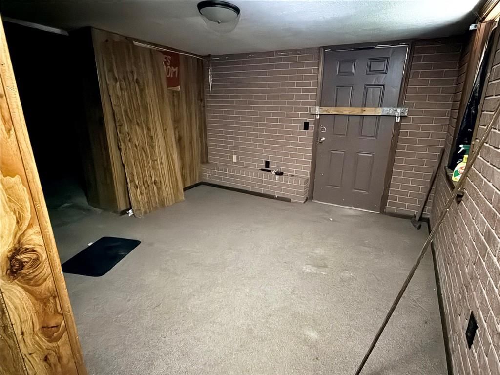 2750 Lister Avenue — photo 16