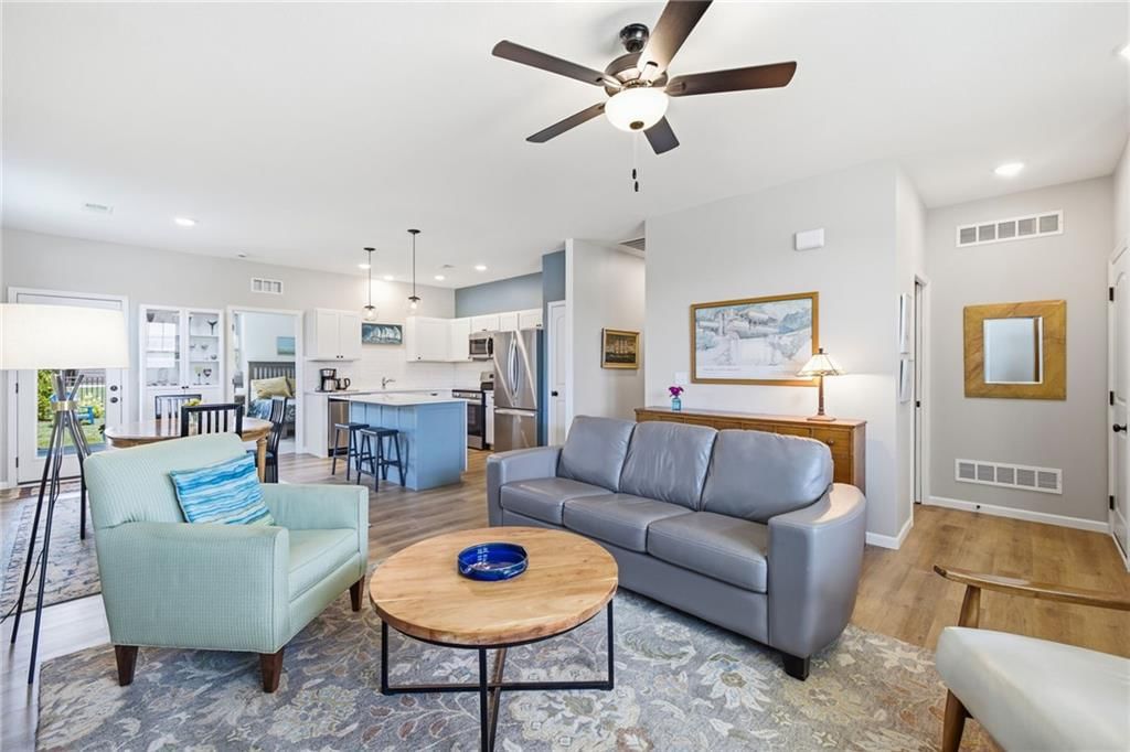 27116 E Sycamore Street — photo 4
