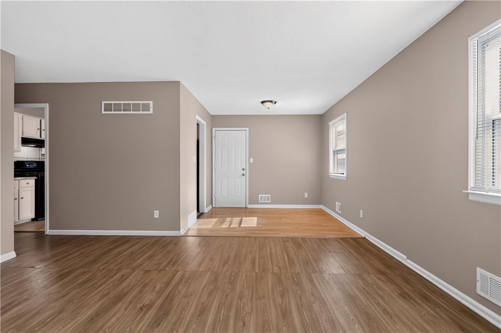 8608 E 58th Street — photo 10
