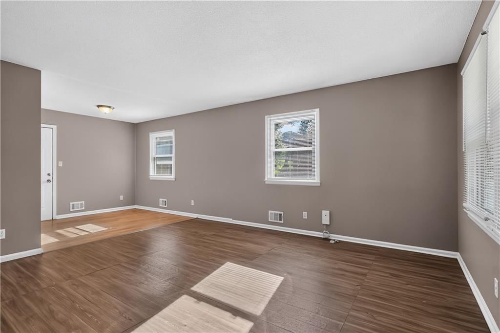 8608 E 58th Street — photo 11