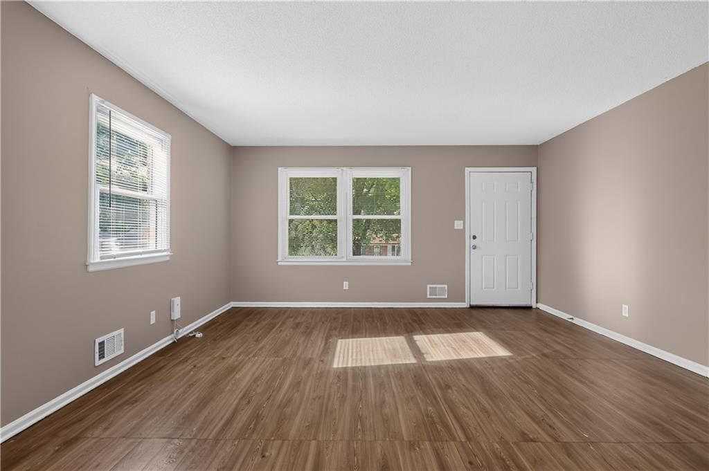 8608 E 58th Street — photo 12