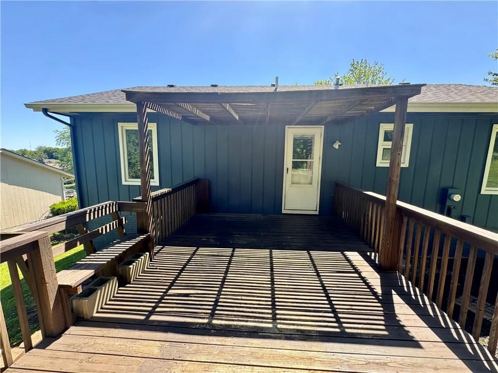 1411 Andrew Street — photo 5