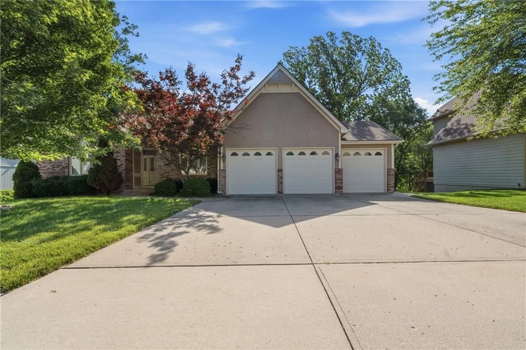 7809 N Revere Drive — photo 3