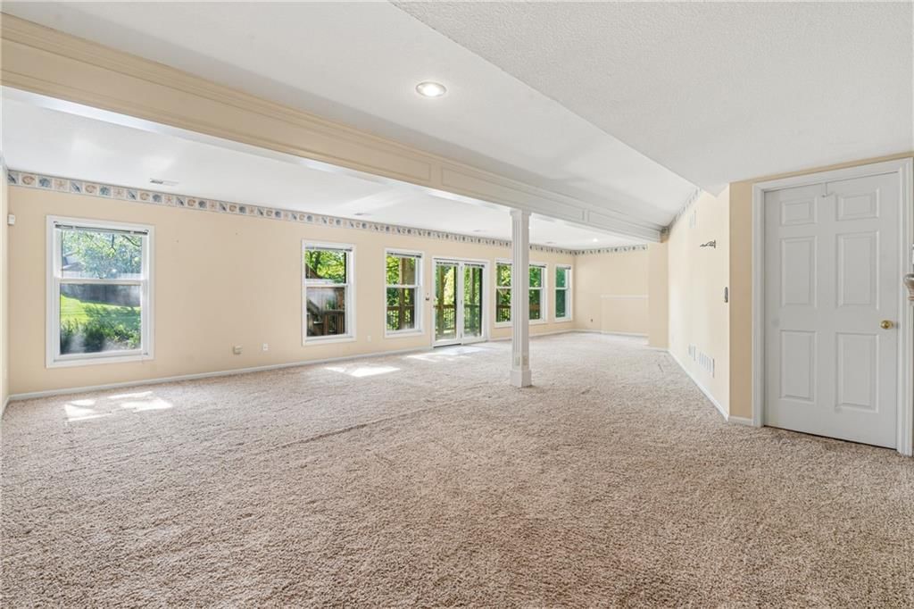 7809 N Revere Drive — photo 28