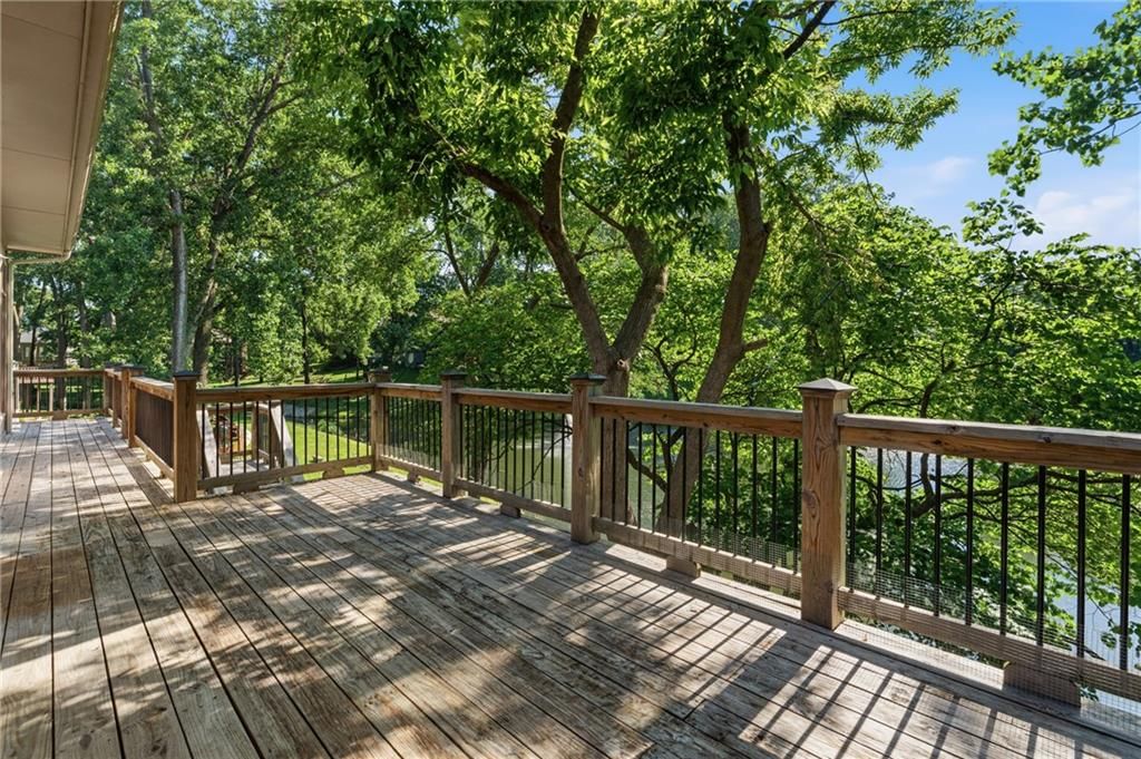 7809 N Revere Drive — photo 34