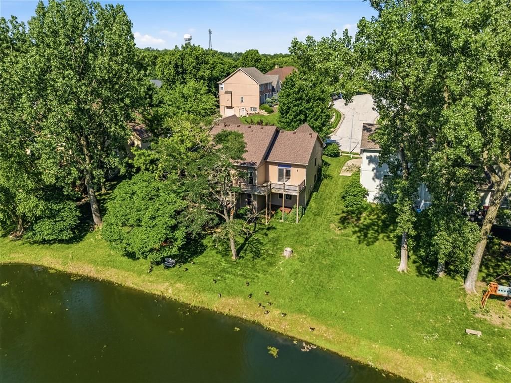 7809 N Revere Drive — photo 38