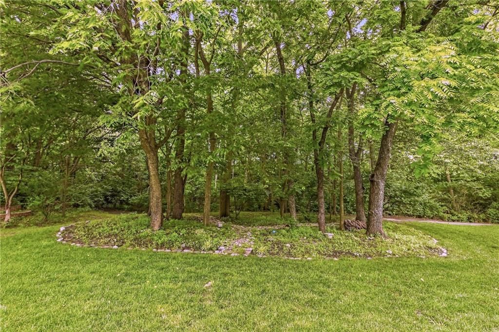 9027 N Manning Avenue — photo 4