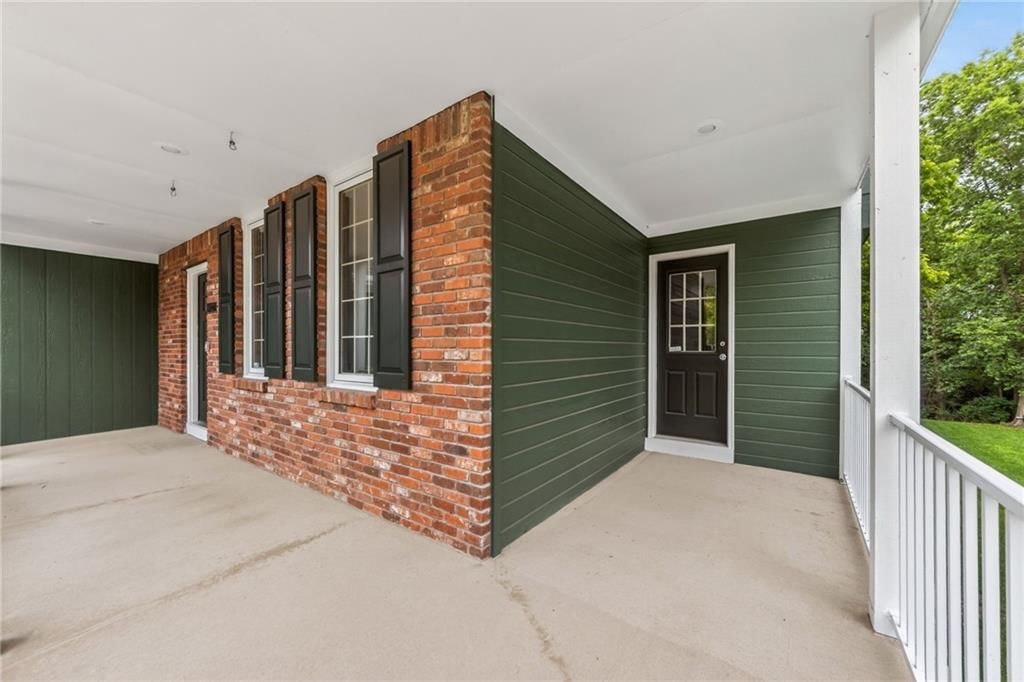 9027 N Manning Avenue — photo 8