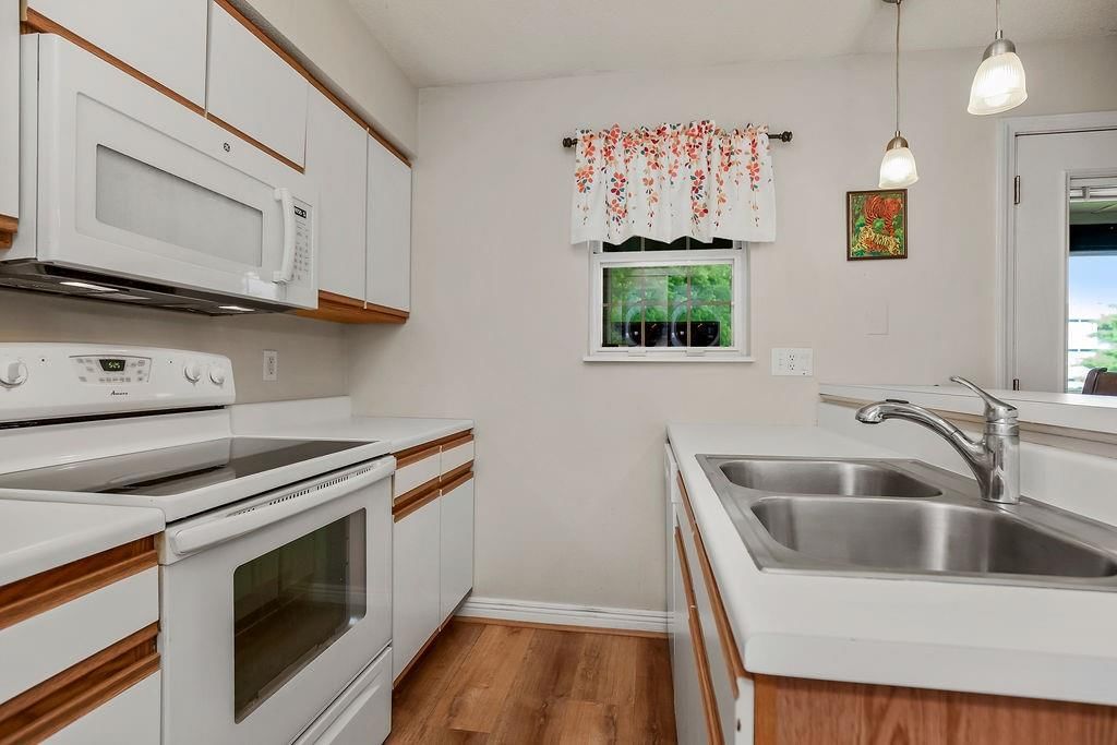 2305 NE 68th Street — photo 6