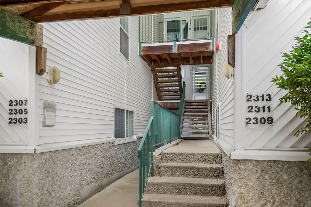 2305 NE 68th Street — photo 19