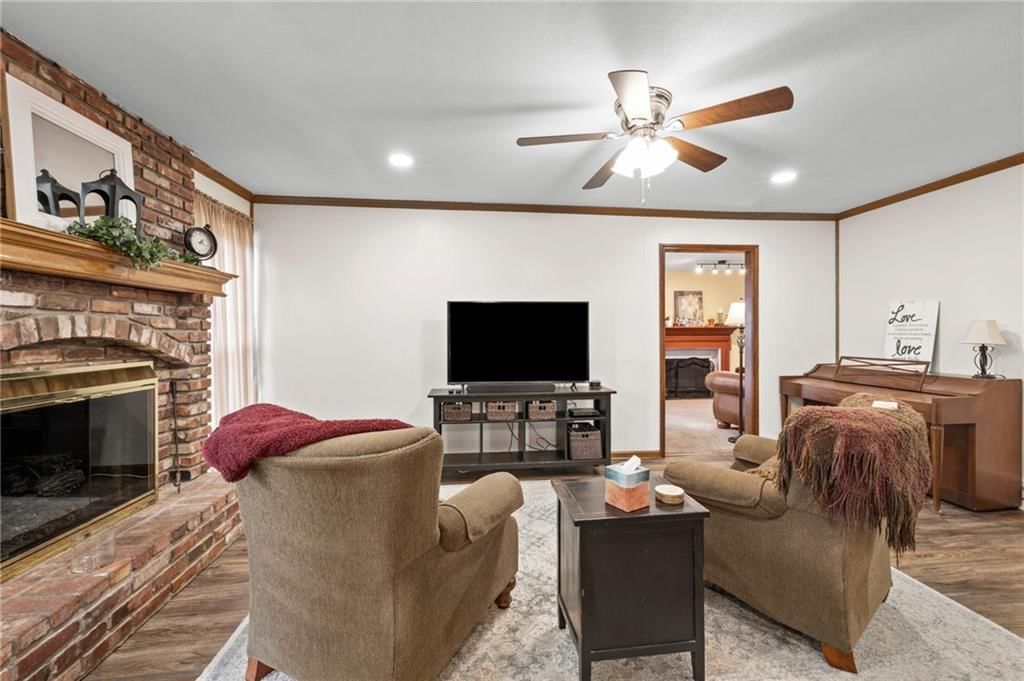 12225 W 72nd Street — photo 13