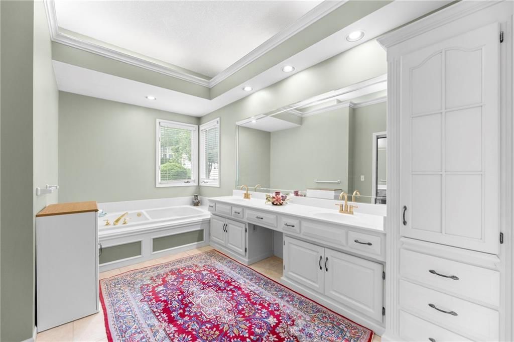 4108 NE Courtney Drive — photo 10