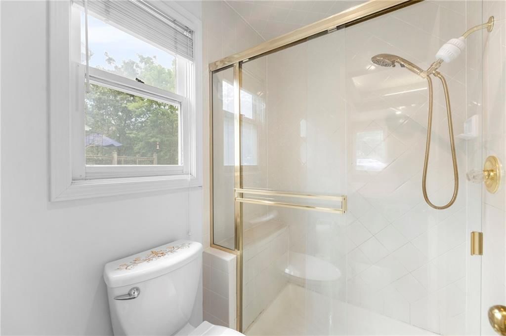 4108 NE Courtney Drive — photo 11