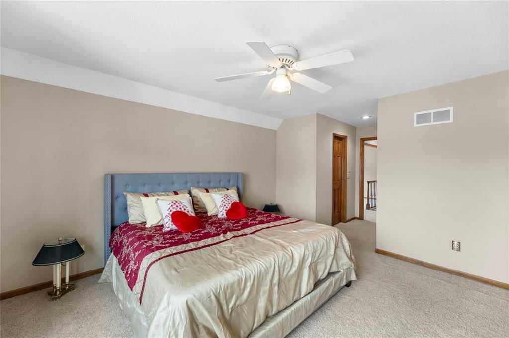 4108 NE Courtney Drive — photo 32