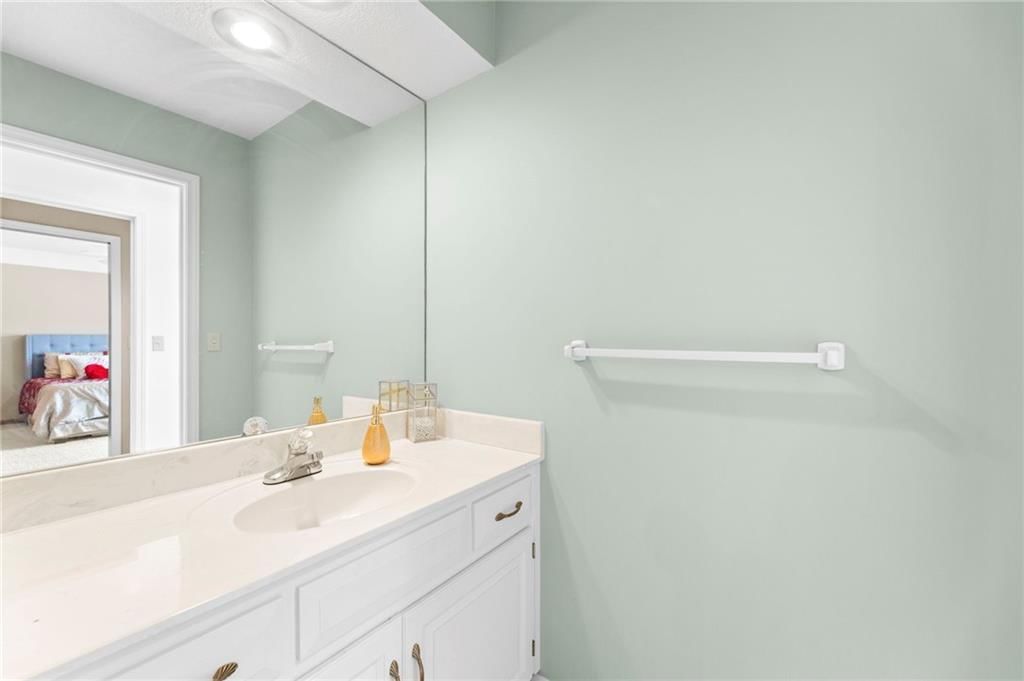 4108 NE Courtney Drive — photo 33
