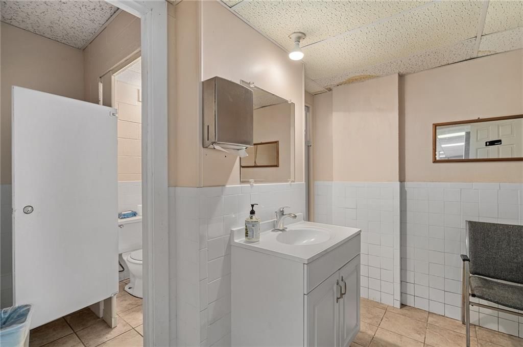 1424 S 55th Street — photo 32