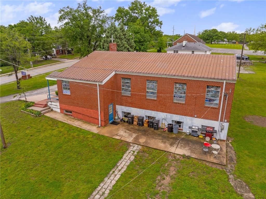 1424 S 55th Street — photo 35