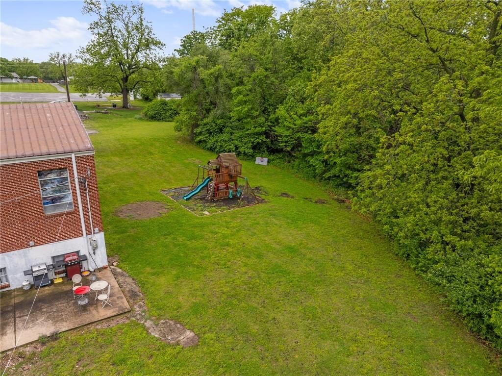 1424 S 55th Street — photo 36