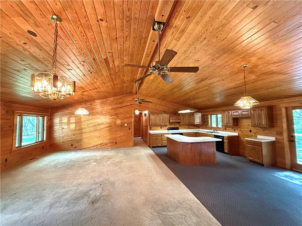 21004 Danube Road — photo 3