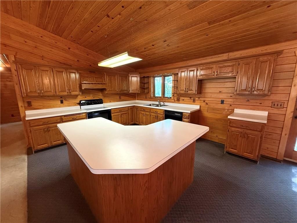 21004 Danube Road — photo 9