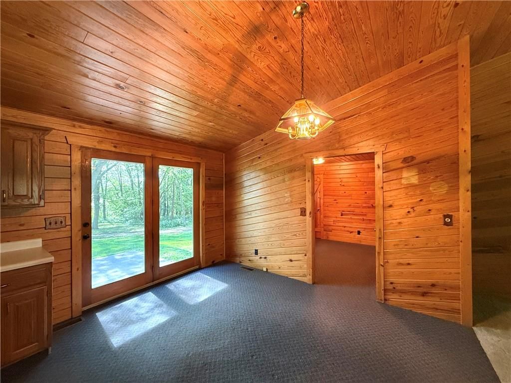 21004 Danube Road — photo 11