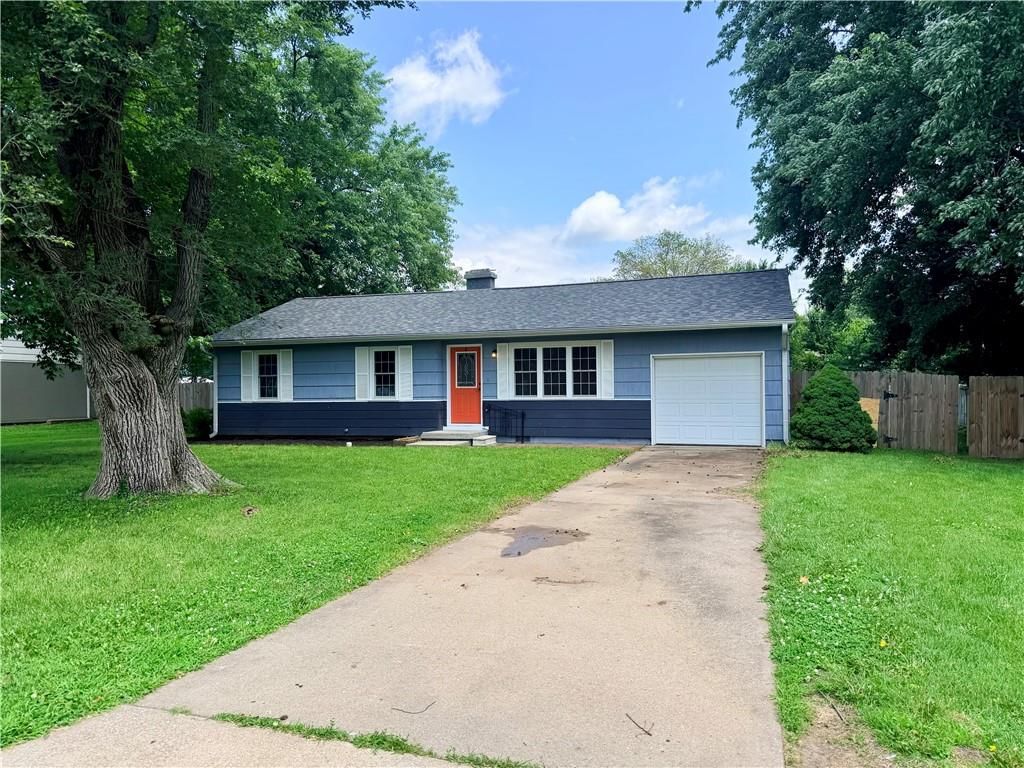 329 North Drive — photo 2