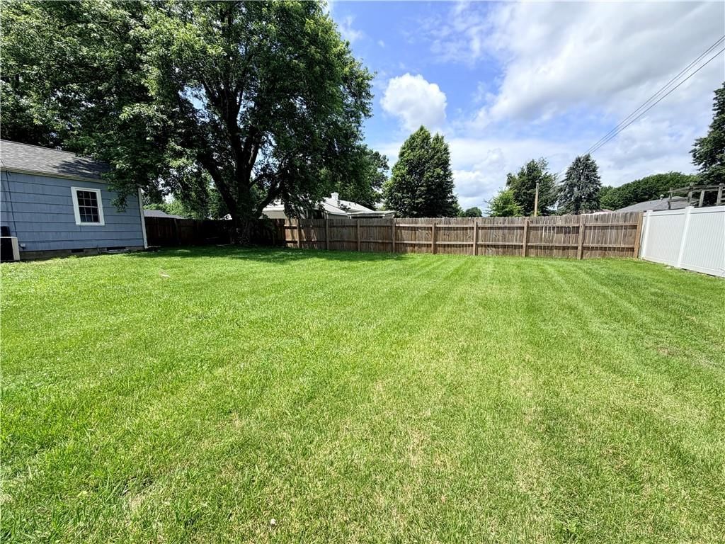 329 North Drive — photo 18
