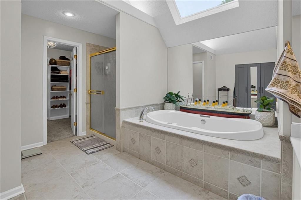 608 Butternut Lane — photo 34