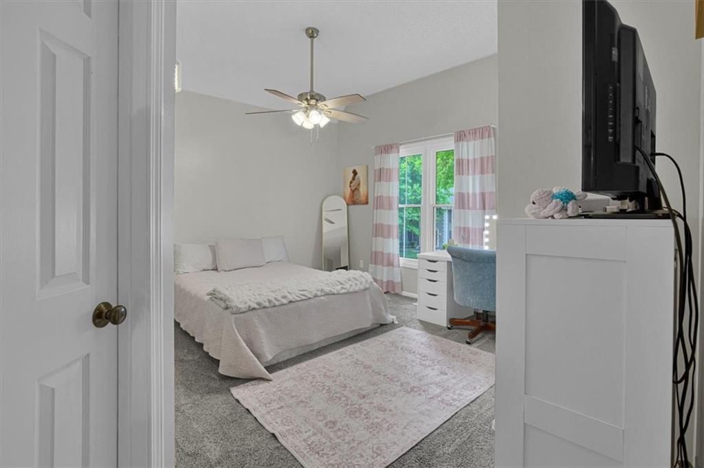 608 Butternut Lane — photo 36