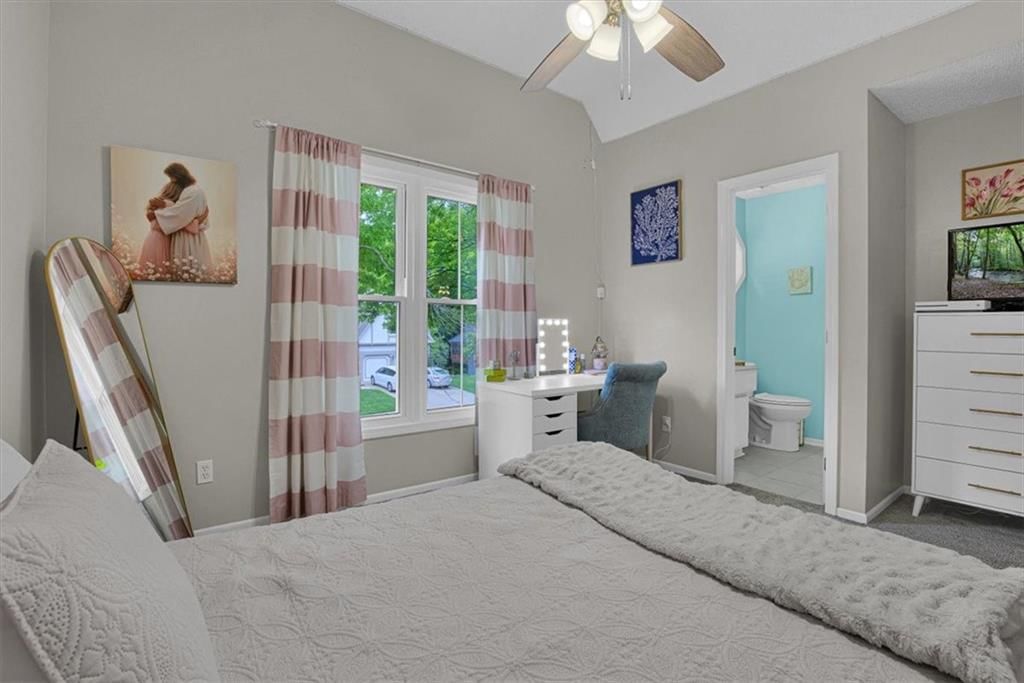 608 Butternut Lane — photo 37