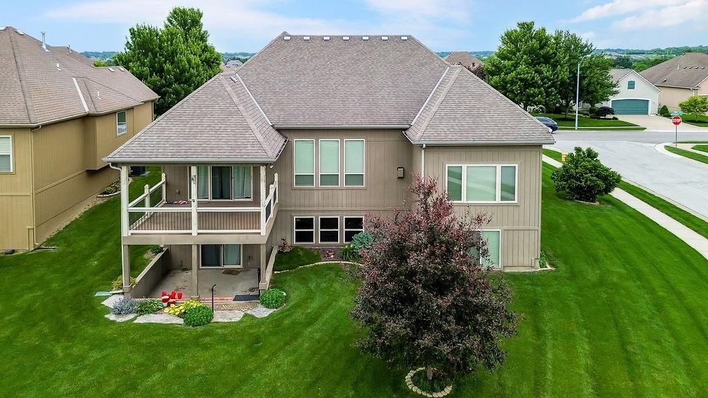 1422 Brompton Lane — photo 4