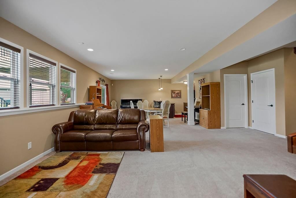 1422 Brompton Lane — photo 25