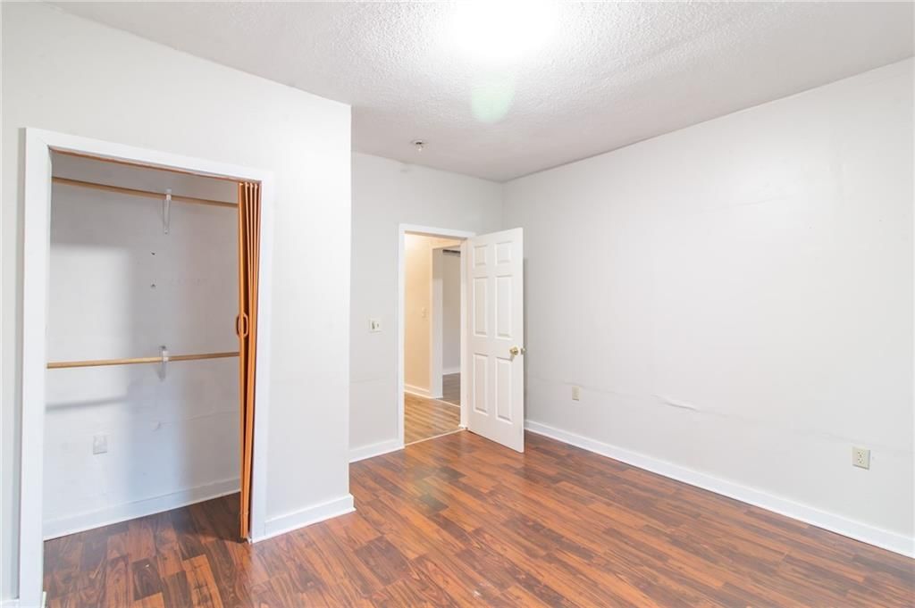 1830 Poplar Street — photo 11