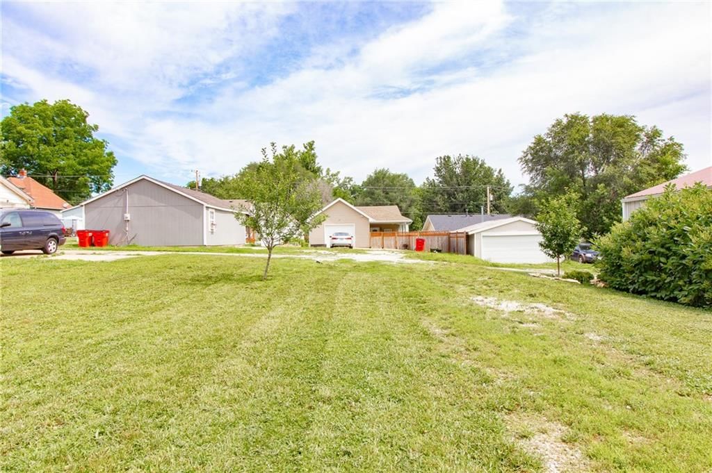 1830 Poplar Street — photo 18