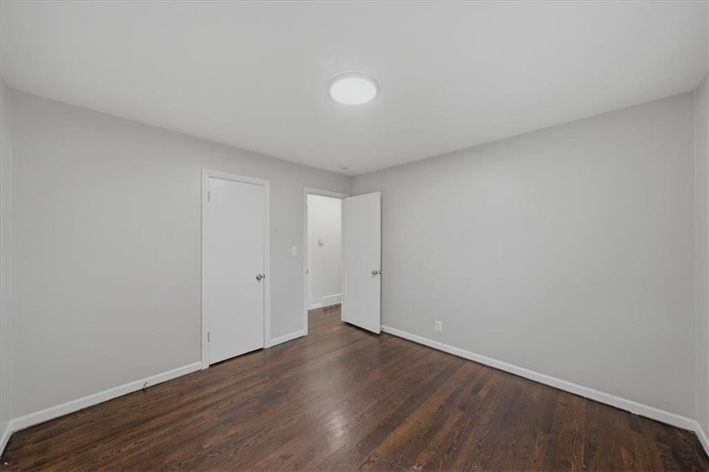 10001 Bellaire Avenue — photo 15