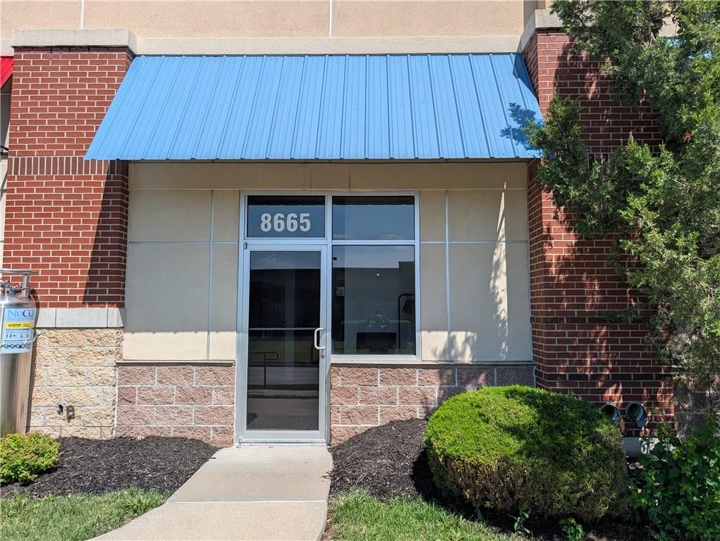 8665 W 135th Street — photo 13