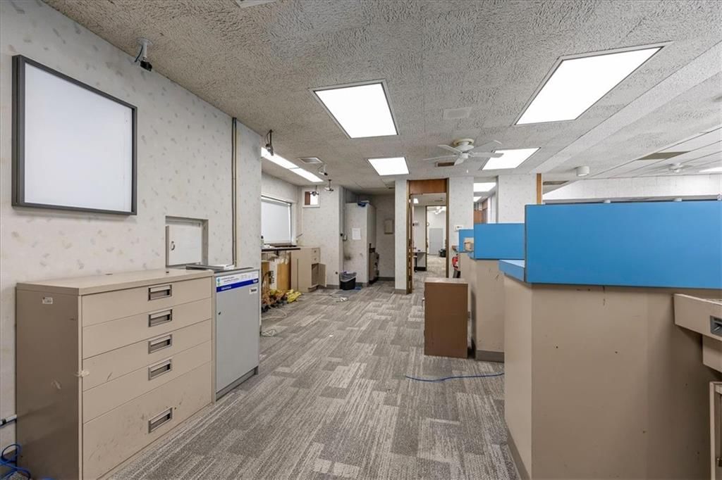 6100 Troost Avenue — photo 13