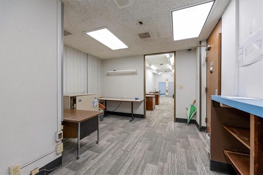 6100 Troost Avenue — photo 14