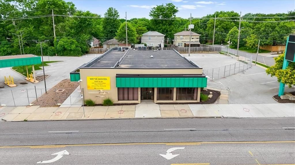 6100 Troost Avenue — photo 35