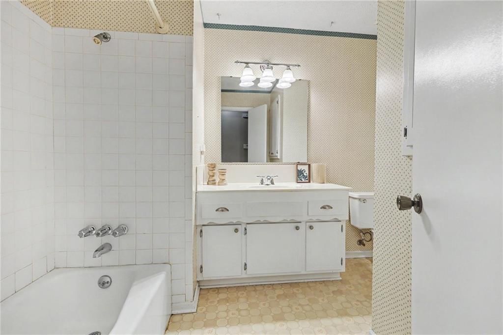 505 S Oscar Street — photo 18