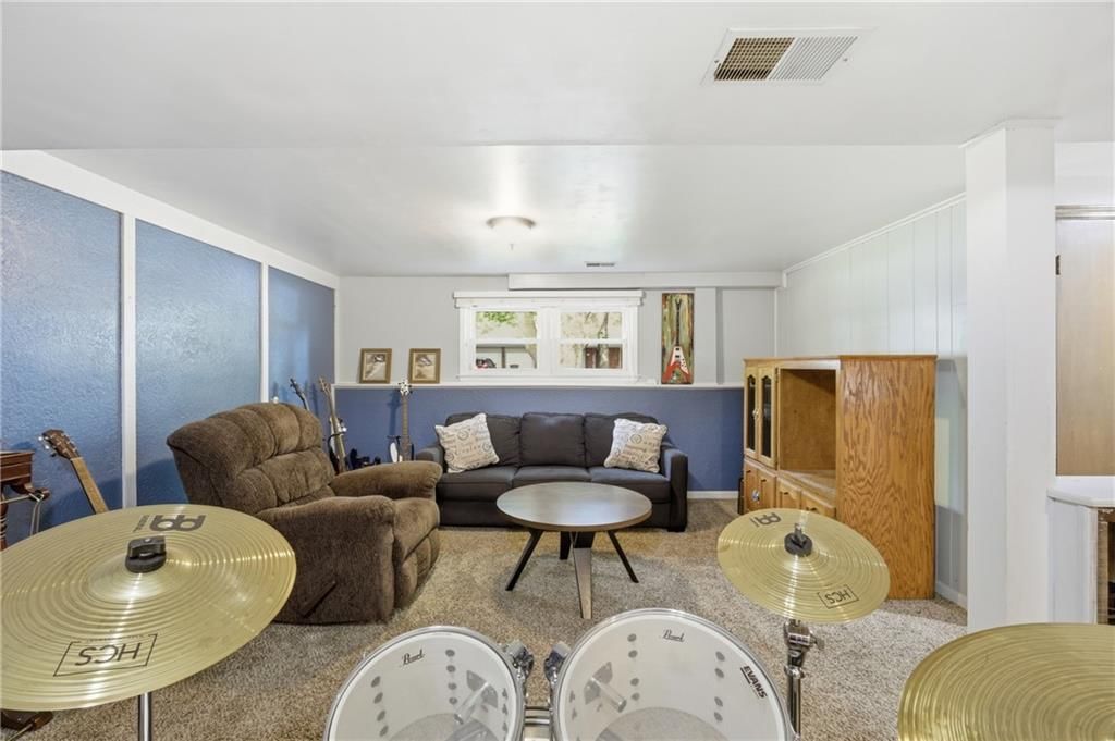408 N Jefferson Street — photo 22