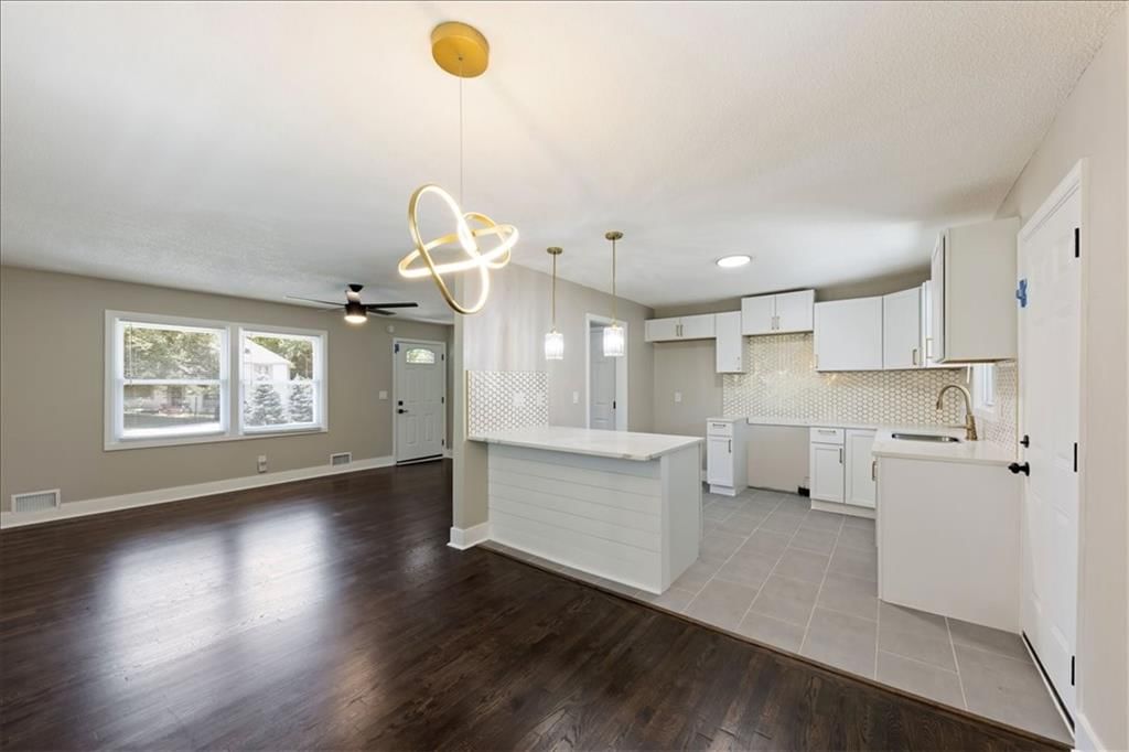 11207 Monroe Court — photo 5