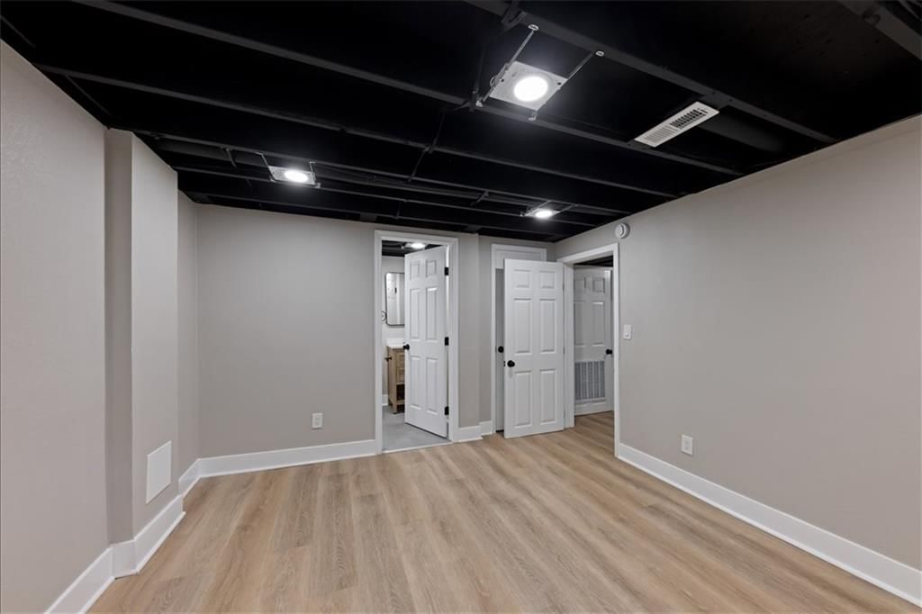 11207 Monroe Court — photo 20