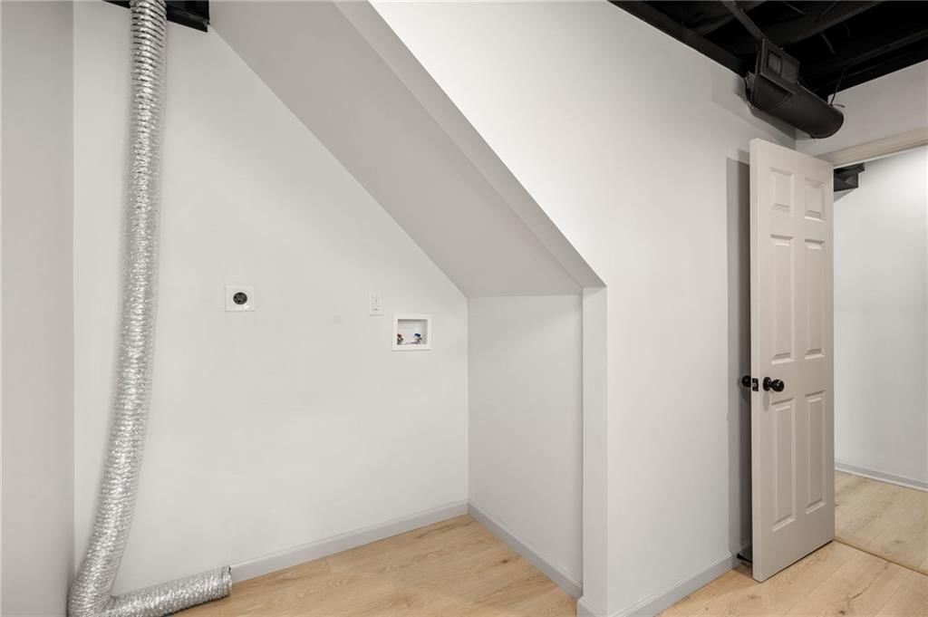 822 E 72nd Street — photo 31