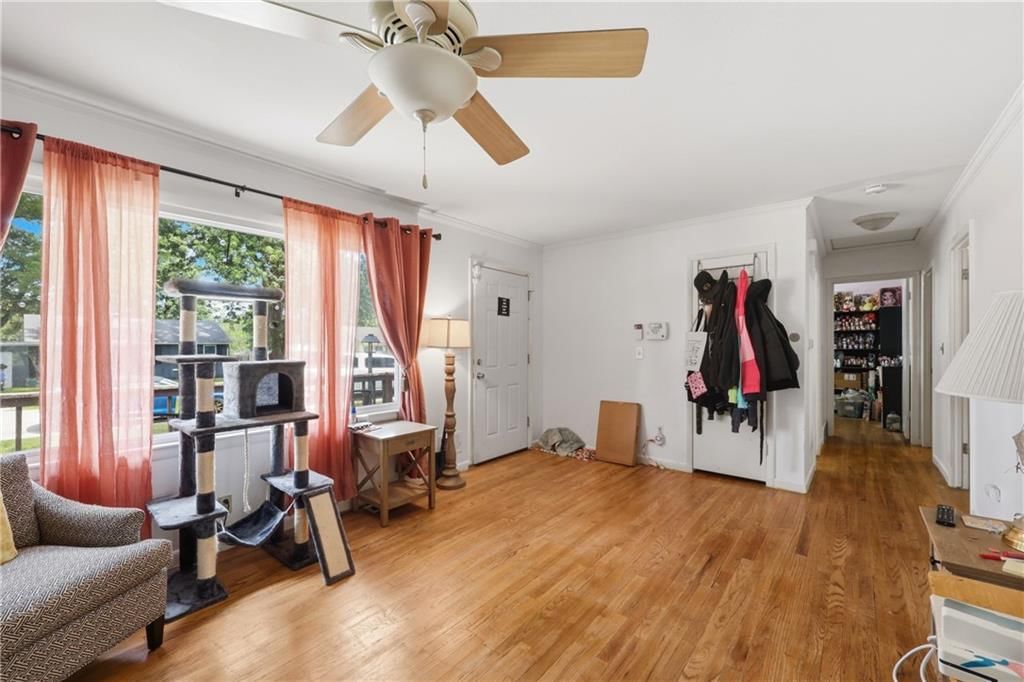 504 NE Lynn Street — photo 4